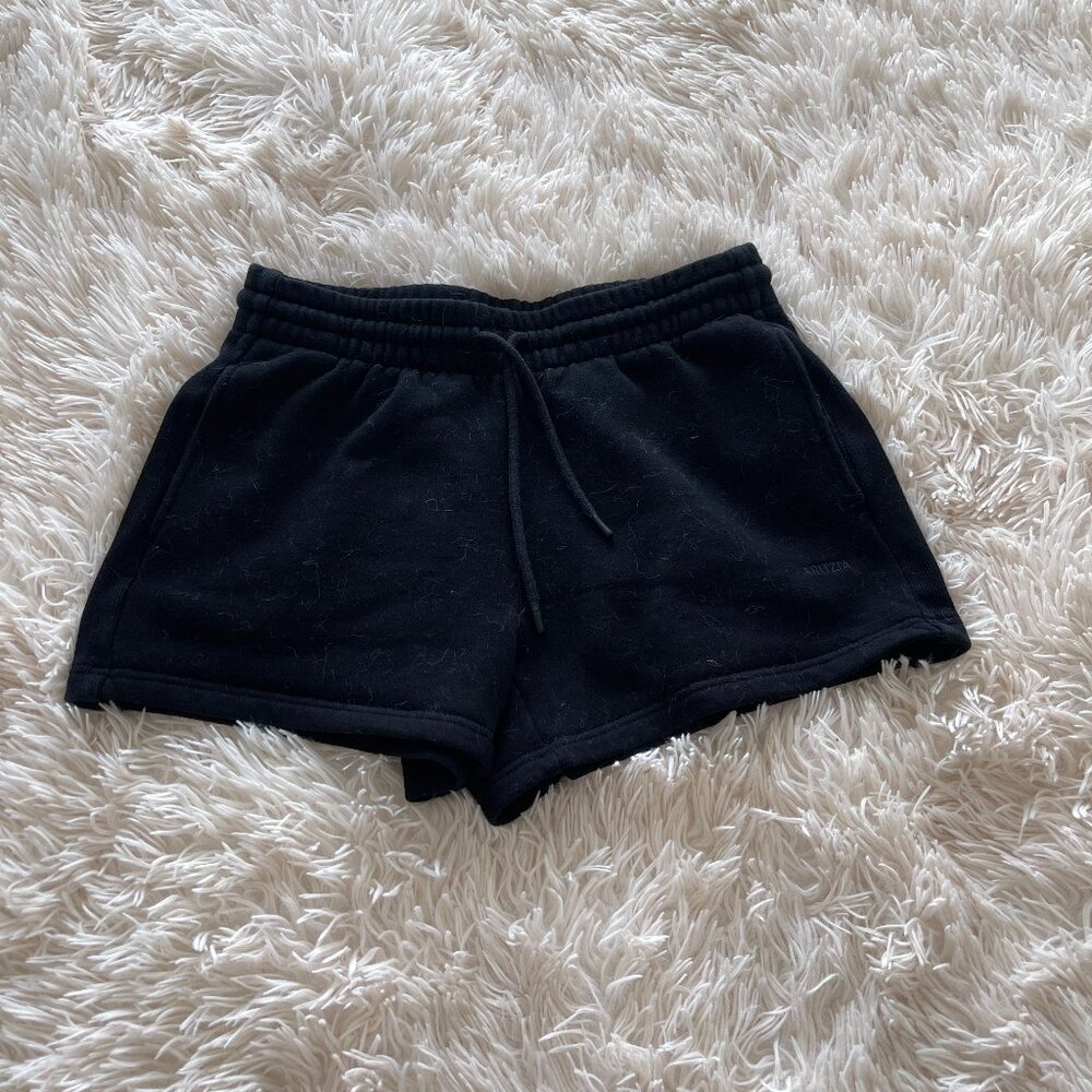 ✨ARITZIA Cozy Sweatfleece shorts black small
